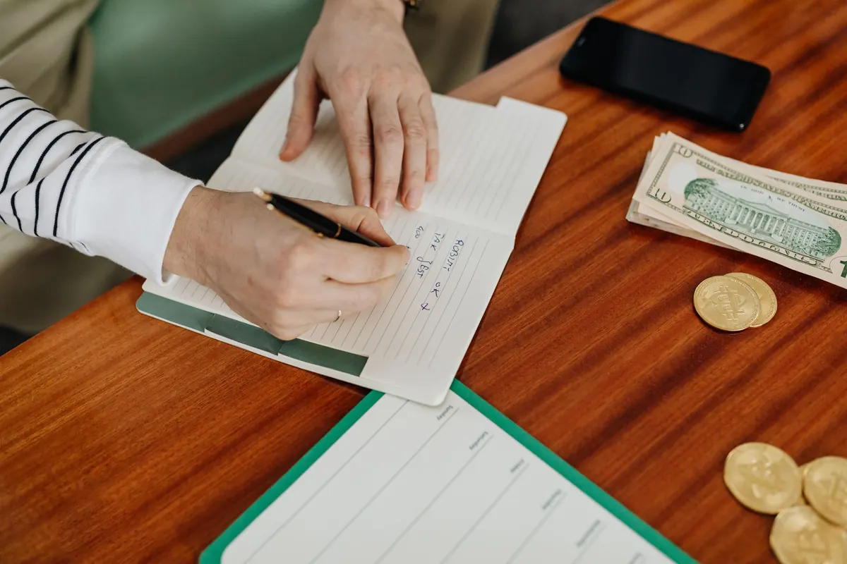 How to Build a Monthly Budget on Irregular Farm Income